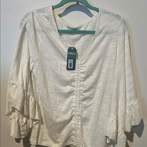EARTHBOUND White Blouse with Elegant Ruffle Sleeves